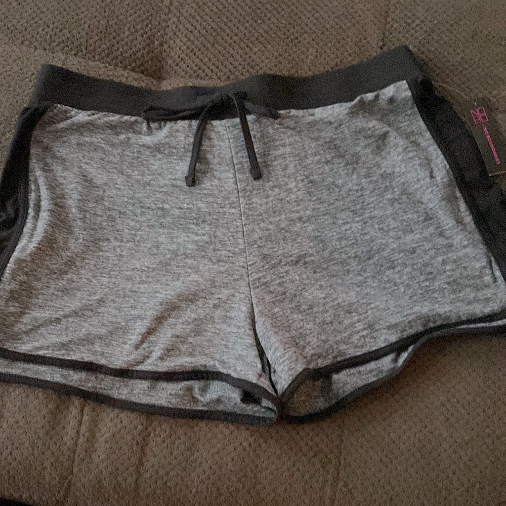 NWT, size L super soft shorts